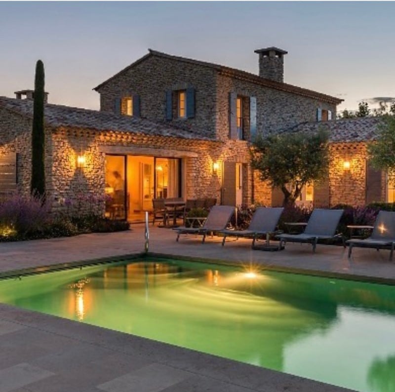 vue de maisons à vendre à villeneuve les avignon avec agence immobilière ACCORD IMMO