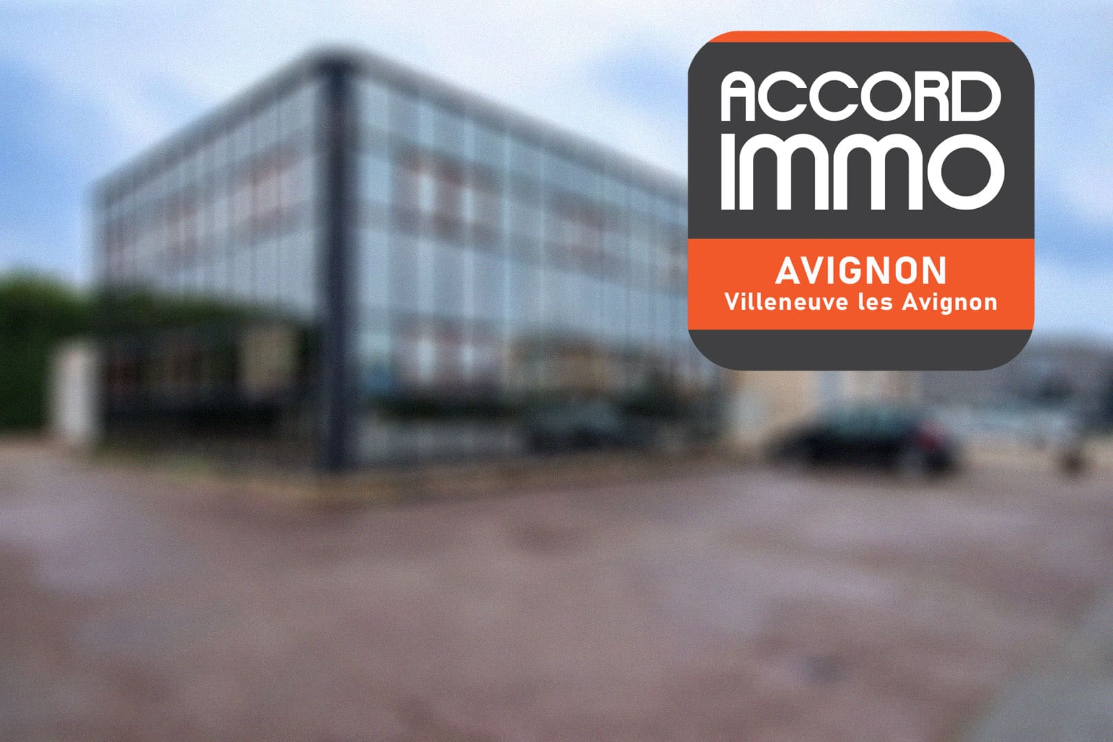bureaux à la location vue depuis le parking