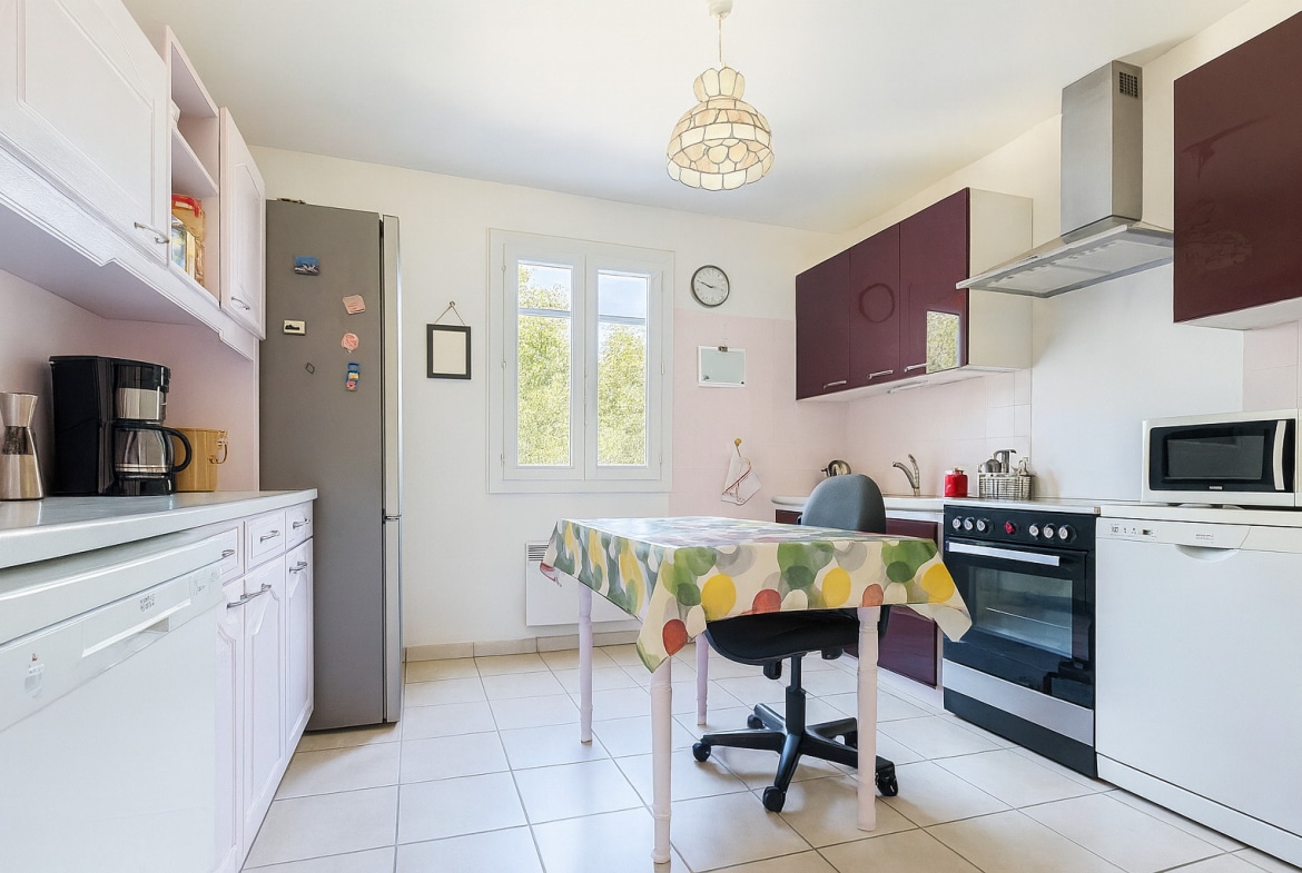 Cuisine equipee maison plain pied isle sur sorgue vente proche village