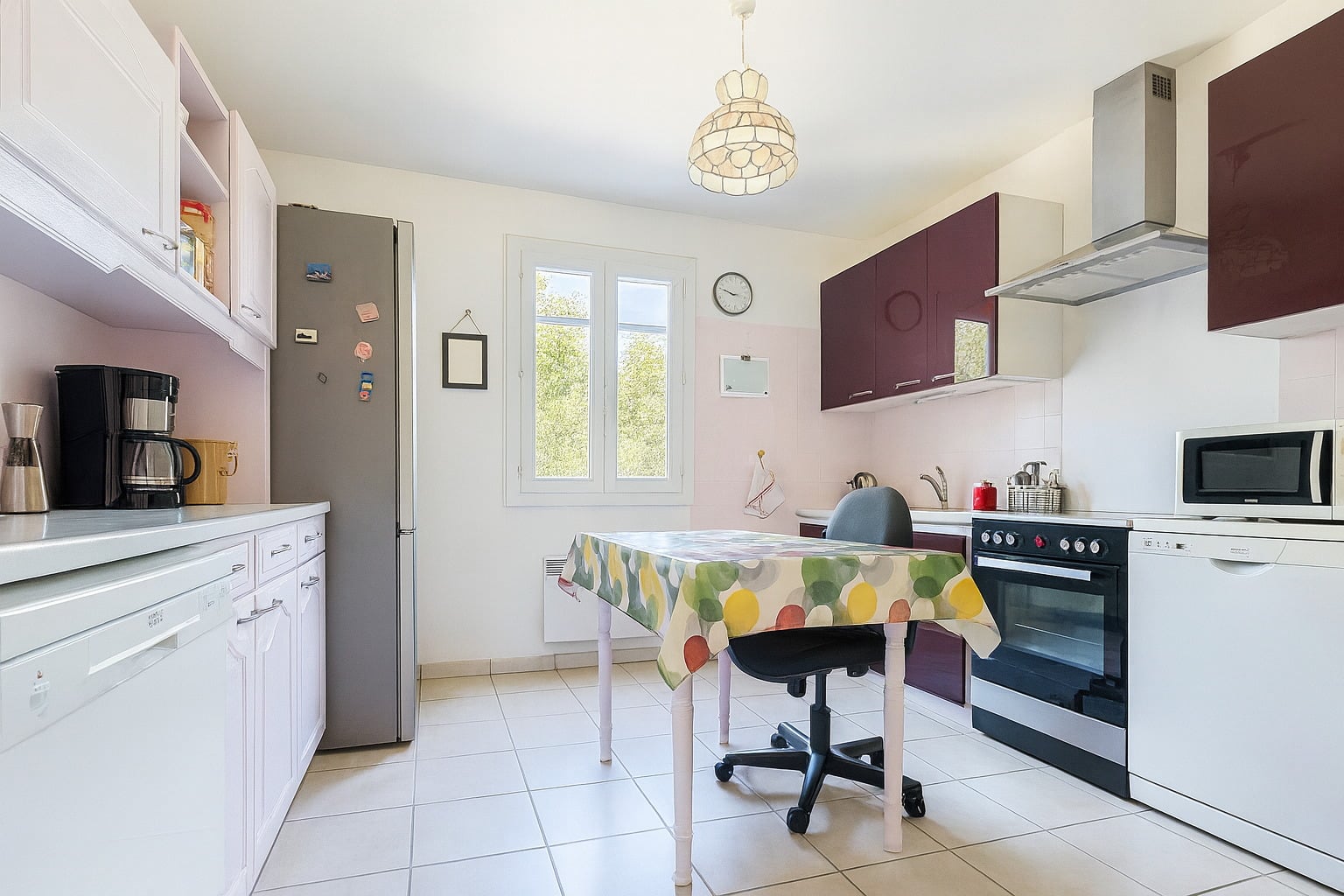 Cuisine equipee maison plain pied isle sur sorgue vente proche village