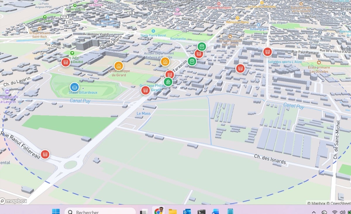 carte 3D du quartier de l'appartement en vente avec visualisation des bus, des écoles dans rayon de 500m