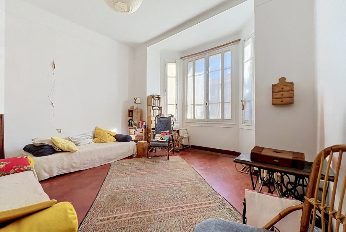 Maison 4 pièces 100 m² · à Villeneuve-lès-Avignon · 100 m² · 240 000 €